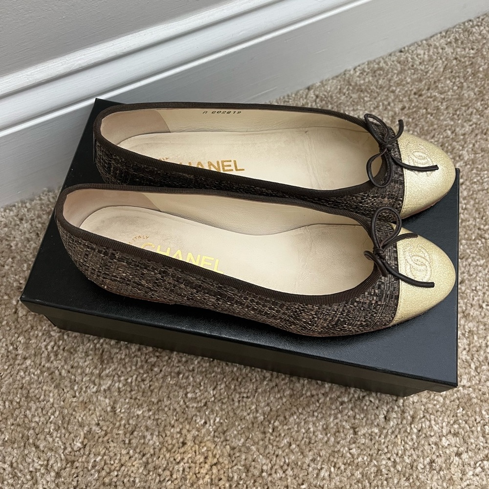 Chanel Ballerina flats